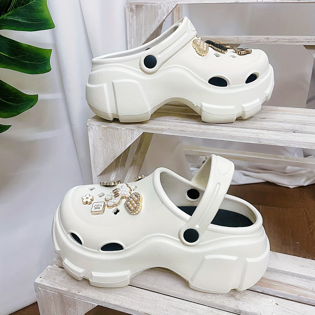 Women s Cute Bear Decor Platform Clogs, Casual Hollow Out Design Garden Shoes, Comfortable Slip On Shoes details 7